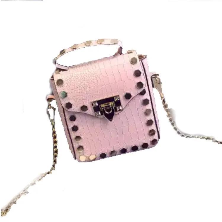 Lara Rivets Bag